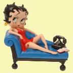 betty boop op sofa